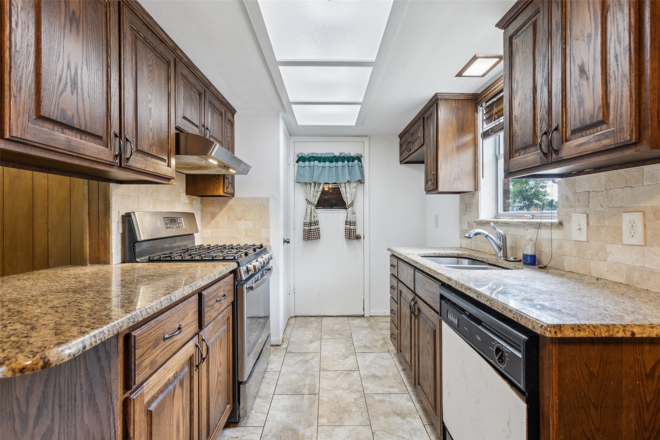 4025 Tynes Drive Garland TX 75042