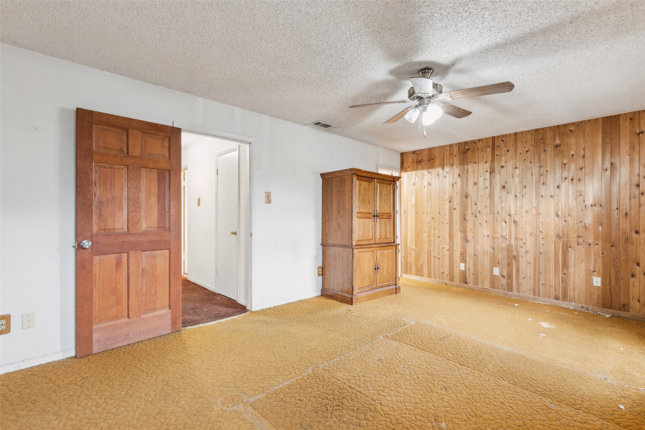 4025 Tynes Drive Garland TX 75042