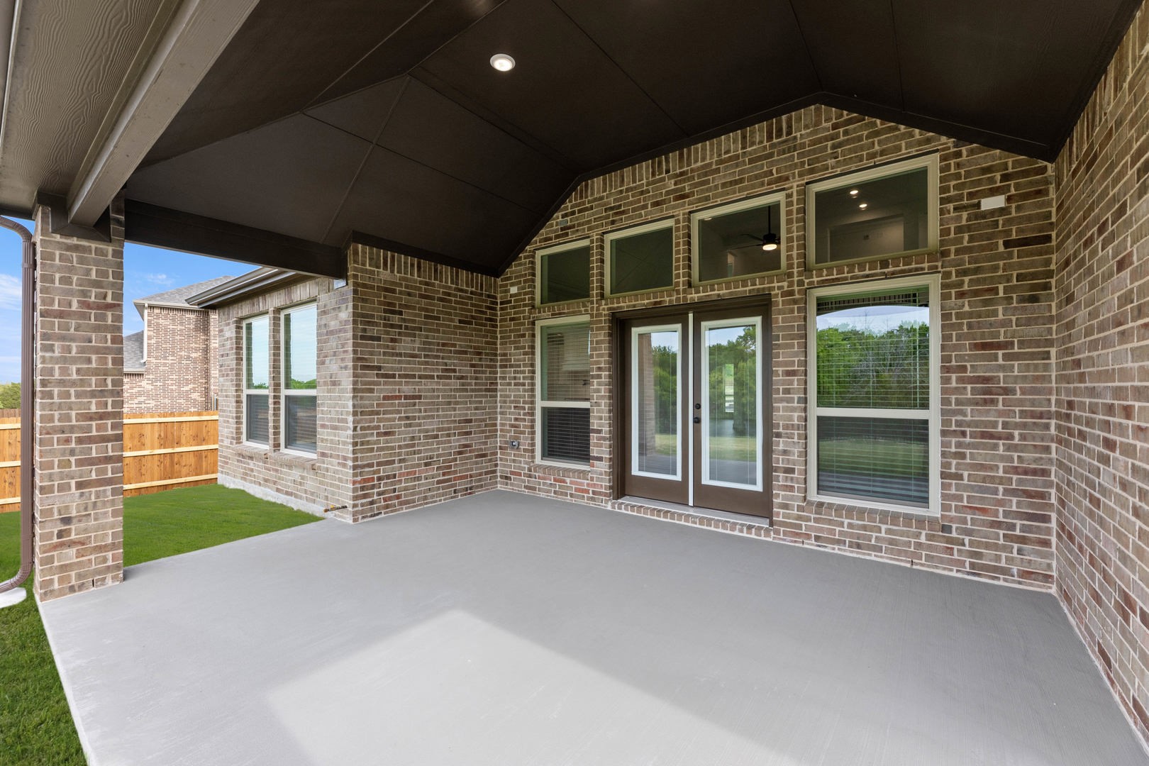 411 Hidden Lakes Drive Desoto TX 75115