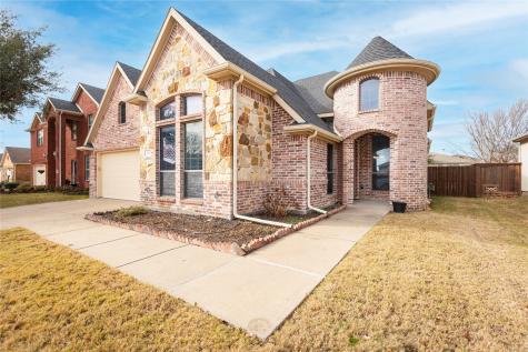 211 Wooded Creek Avenue Wylie TX 75098