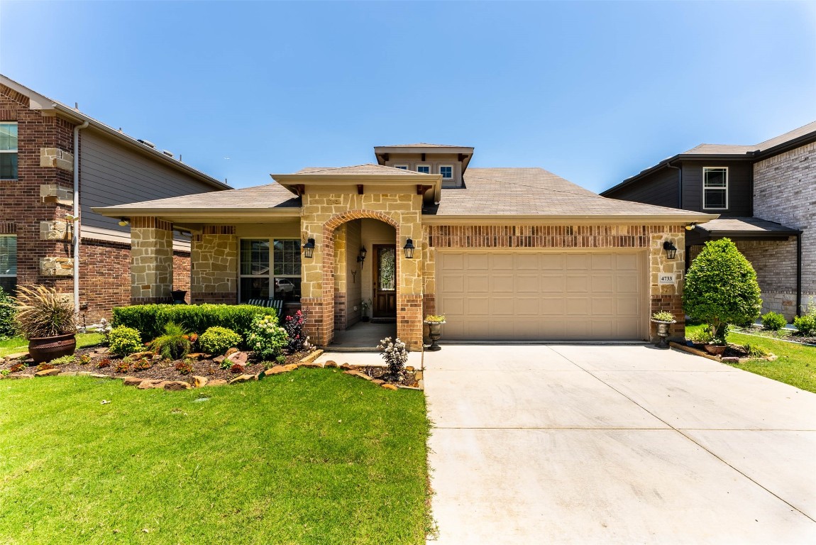 4733 Redbud Drive Denton TX 76208