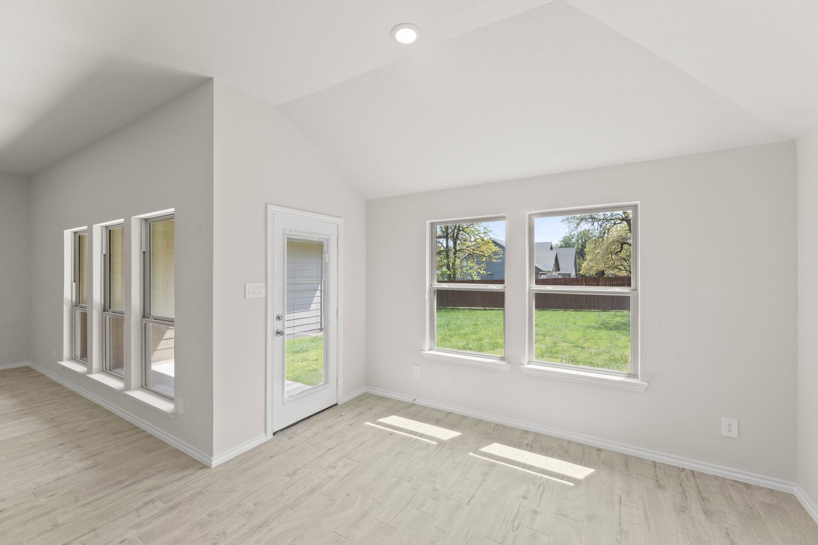 704 Stone Eagle Drive Azle TX 76020