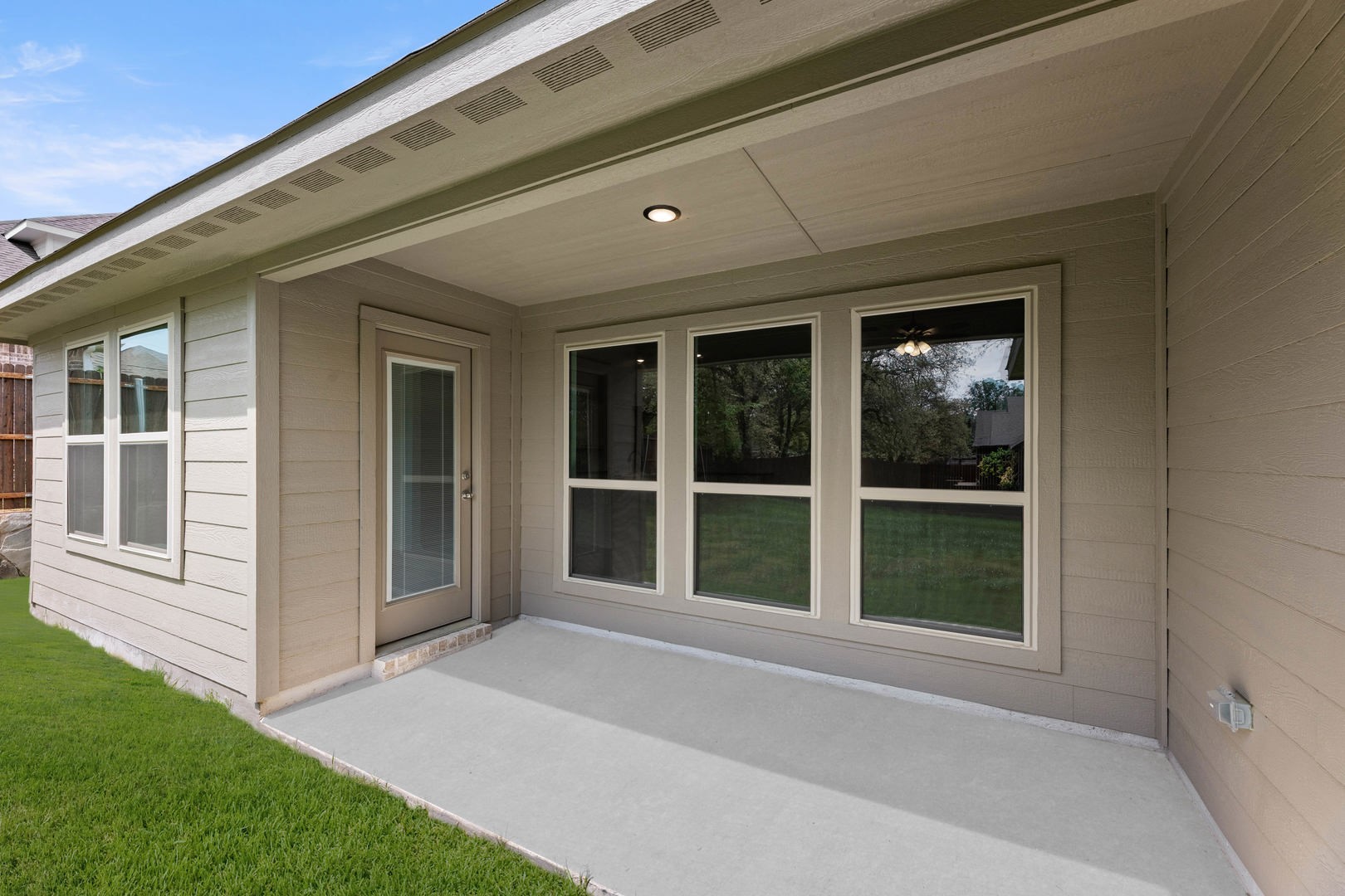 704 Stone Eagle Drive Azle TX 76020