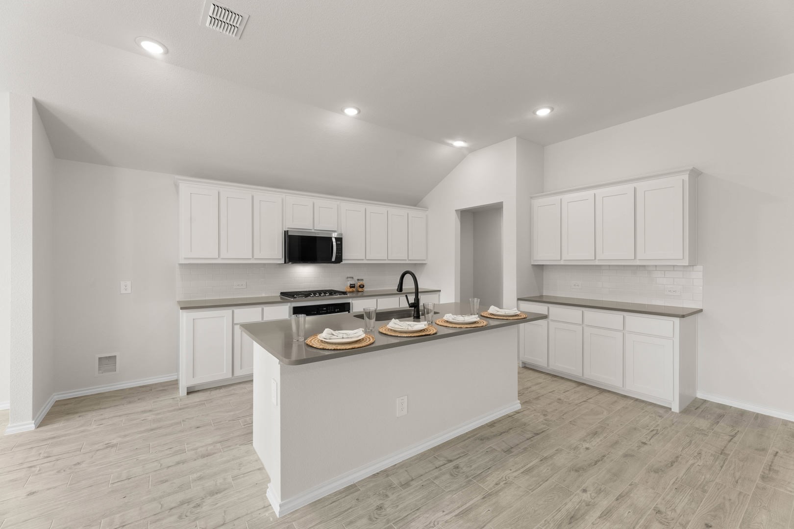 704 Stone Eagle Drive Azle TX 76020