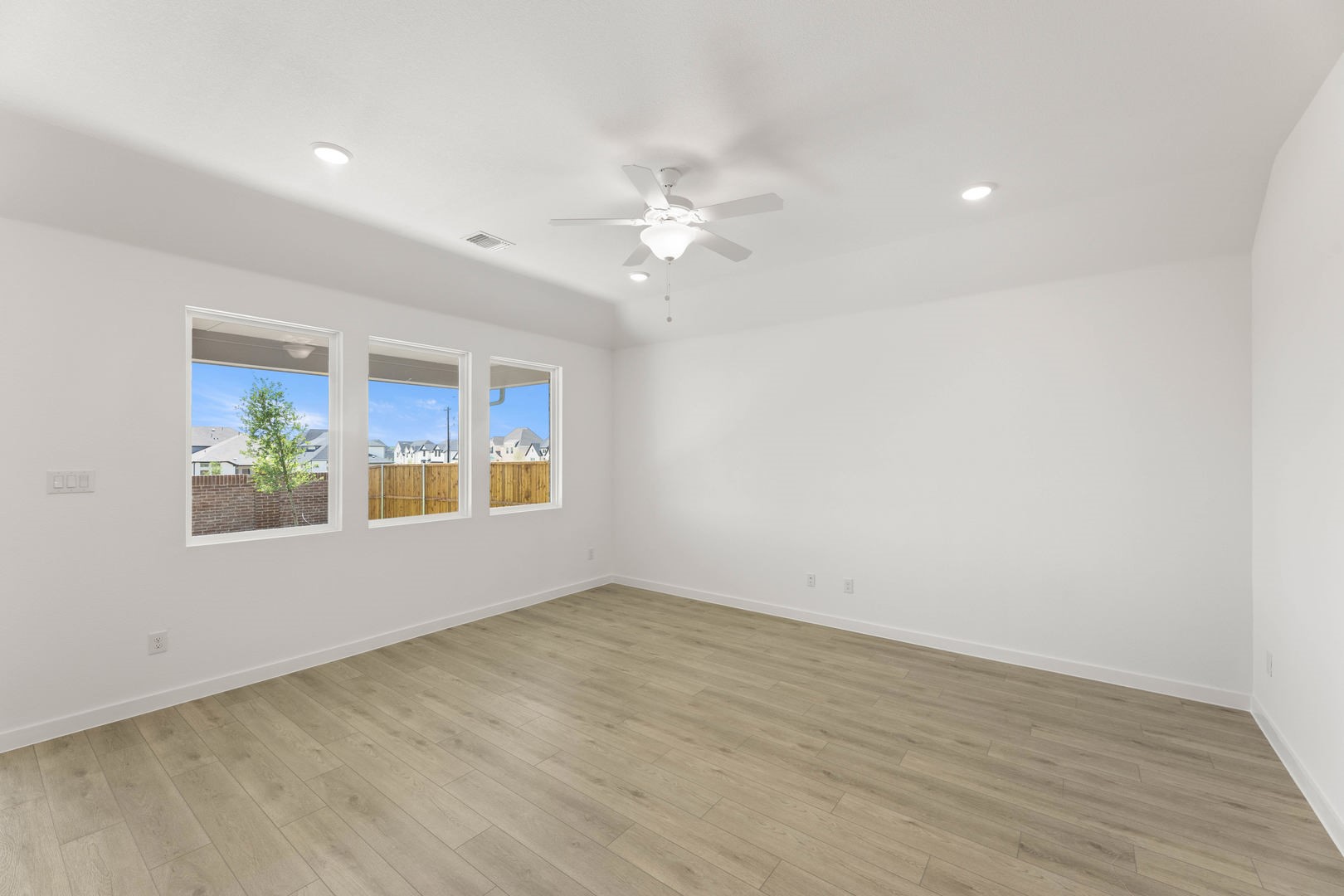 712 Tyronza Drive Justin TX 76247
