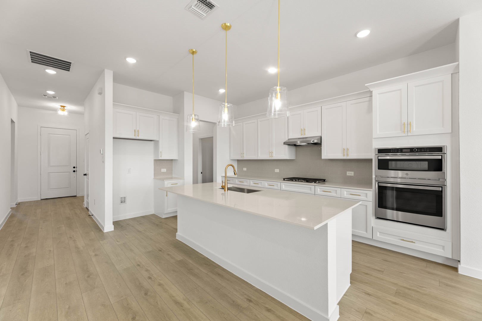 712 Tyronza Drive Justin TX 76247