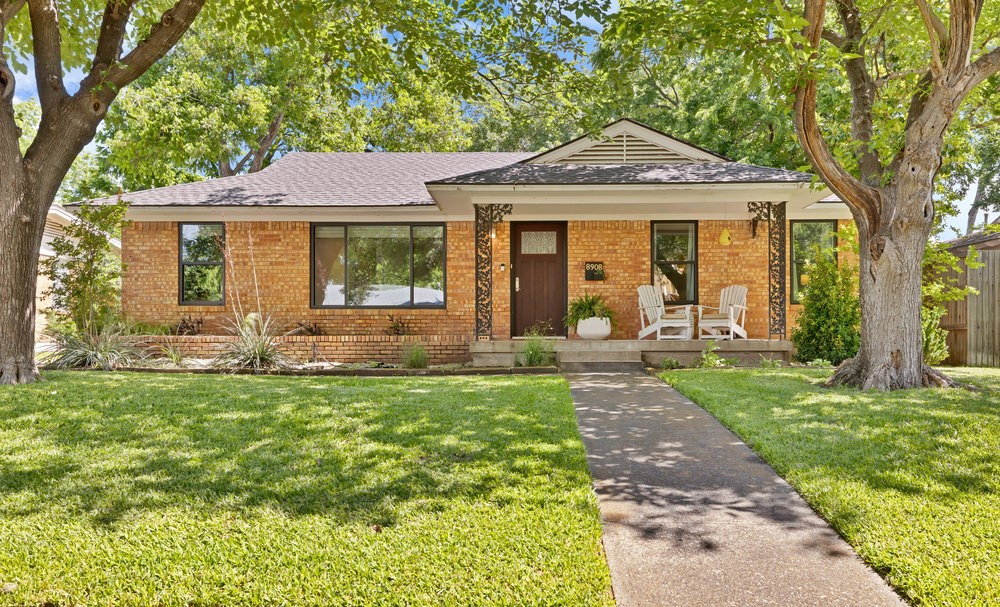 8908 Liptonshire Drive Dallas TX 75238