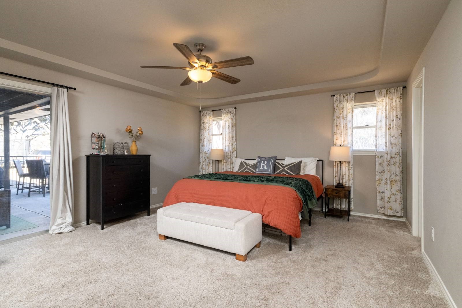 1813 Lakeside Drive Arlington TX 76013