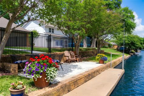 1813 Lakeside Drive Arlington TX 76013