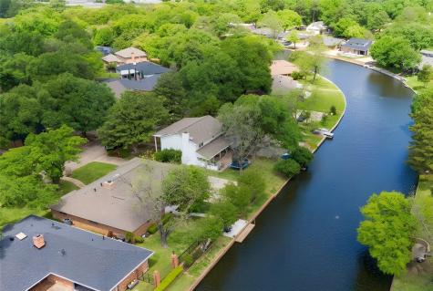 1813 Lakeside Drive Arlington TX 76013
