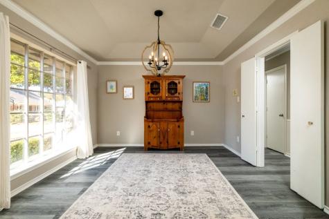 1813 Lakeside Drive Arlington TX 76013