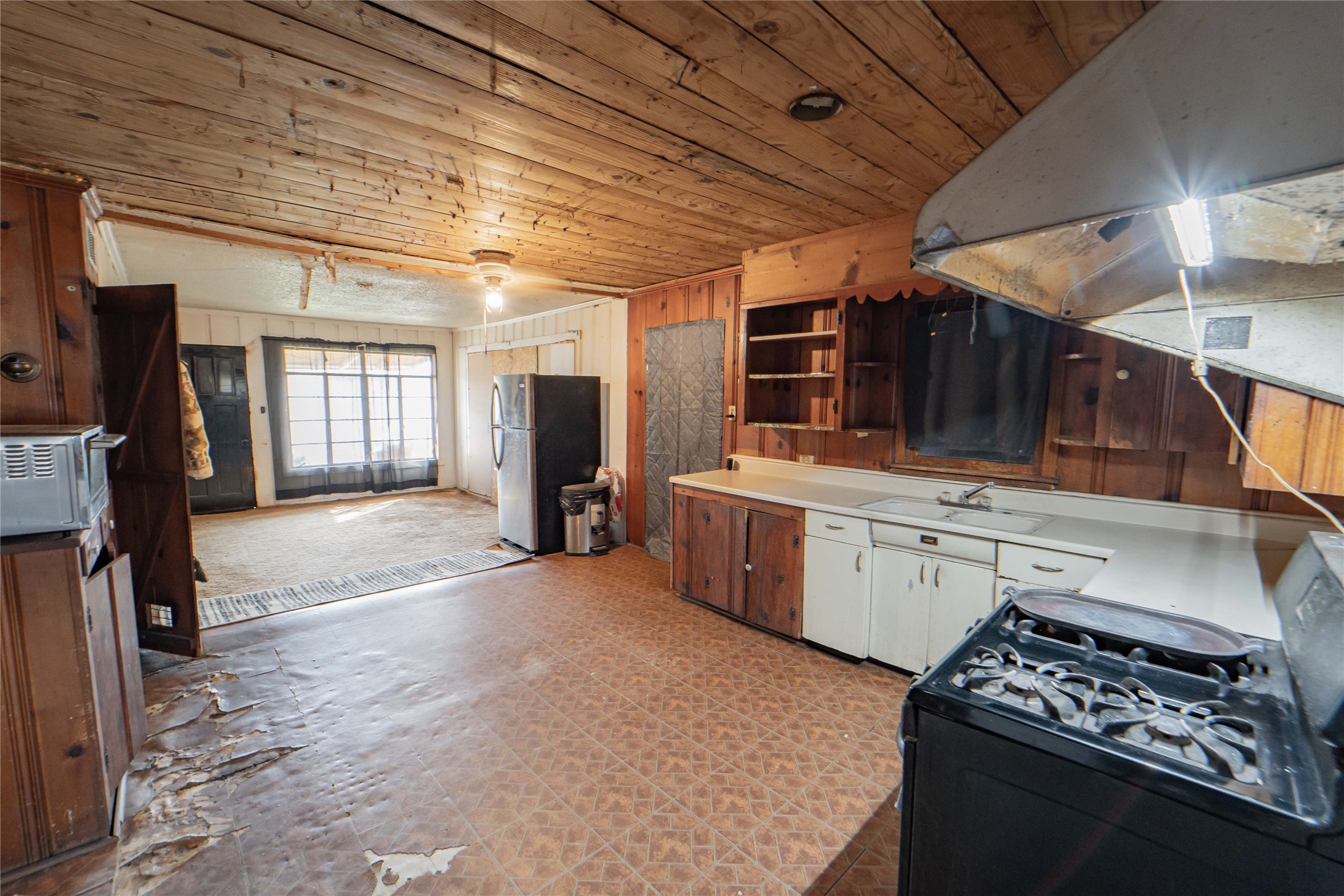 1109 W Elm Street Breckenridge TX 76424