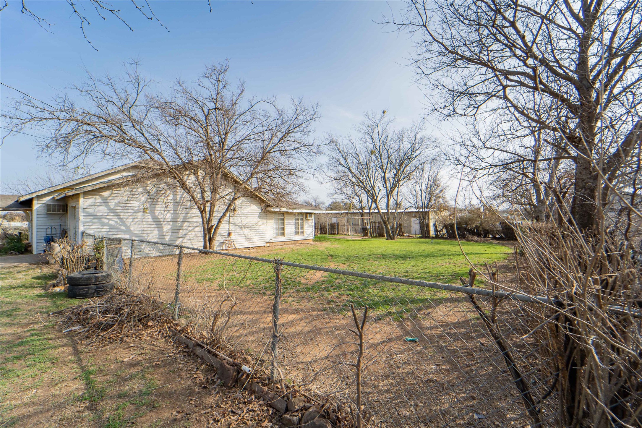 1109 W Elm Street Breckenridge TX 76424