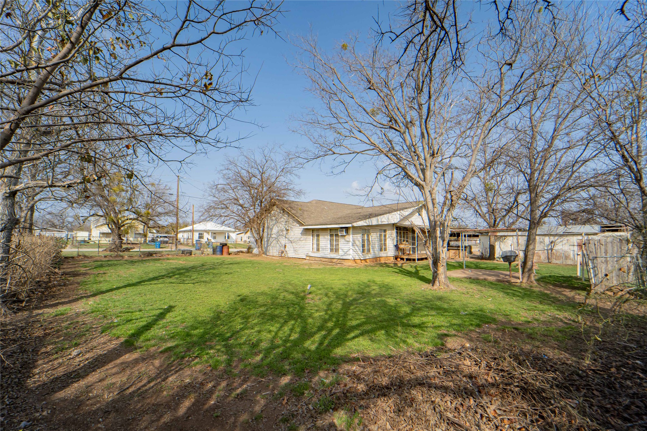 1109 W Elm Street Breckenridge TX 76424