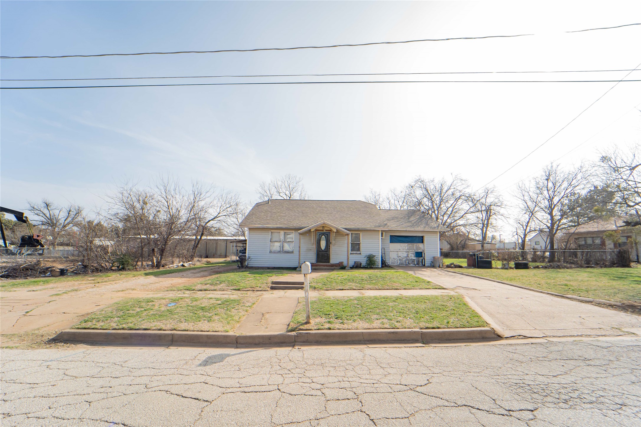 1109 W Elm Street Breckenridge TX 76424