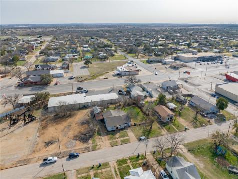 1109 W Elm Street Breckenridge TX 76424