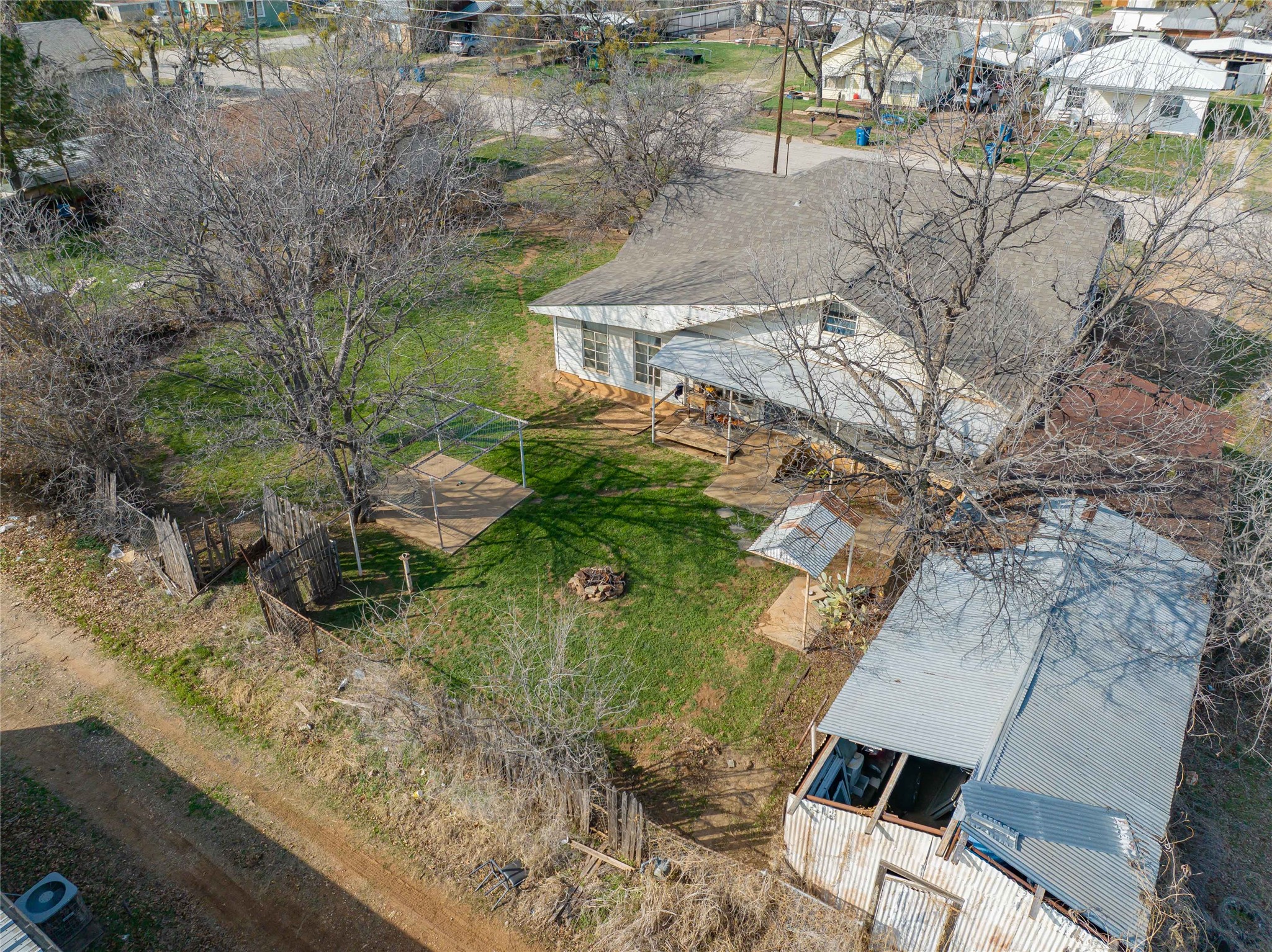 1109 W Elm Street Breckenridge TX 76424