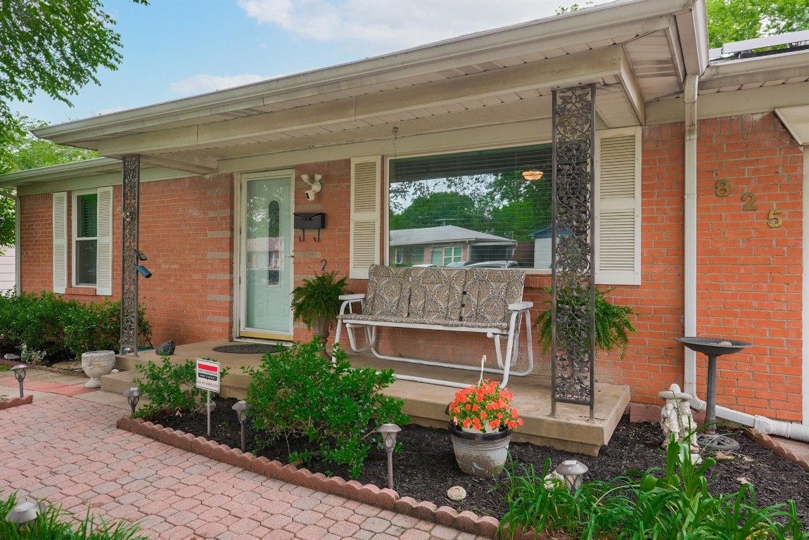 825 Billie Ruth Lane Hurst TX 76053