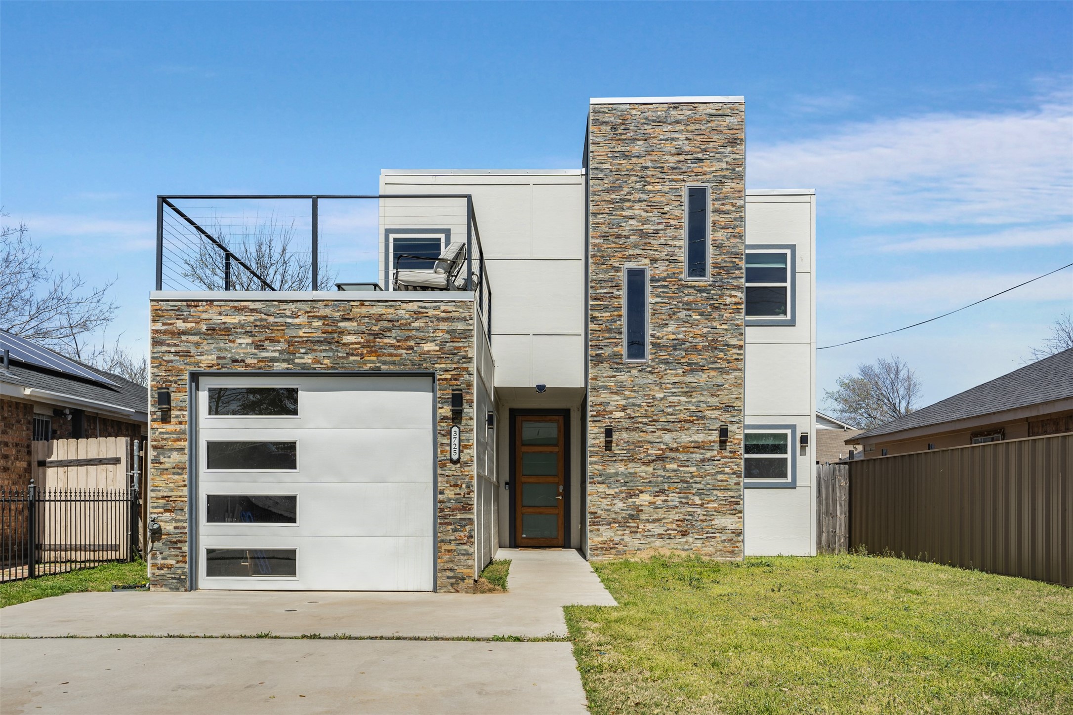 3725 Toronto Street Dallas TX 75212