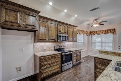 1036 Cottonbelt Drive Saginaw TX 76131