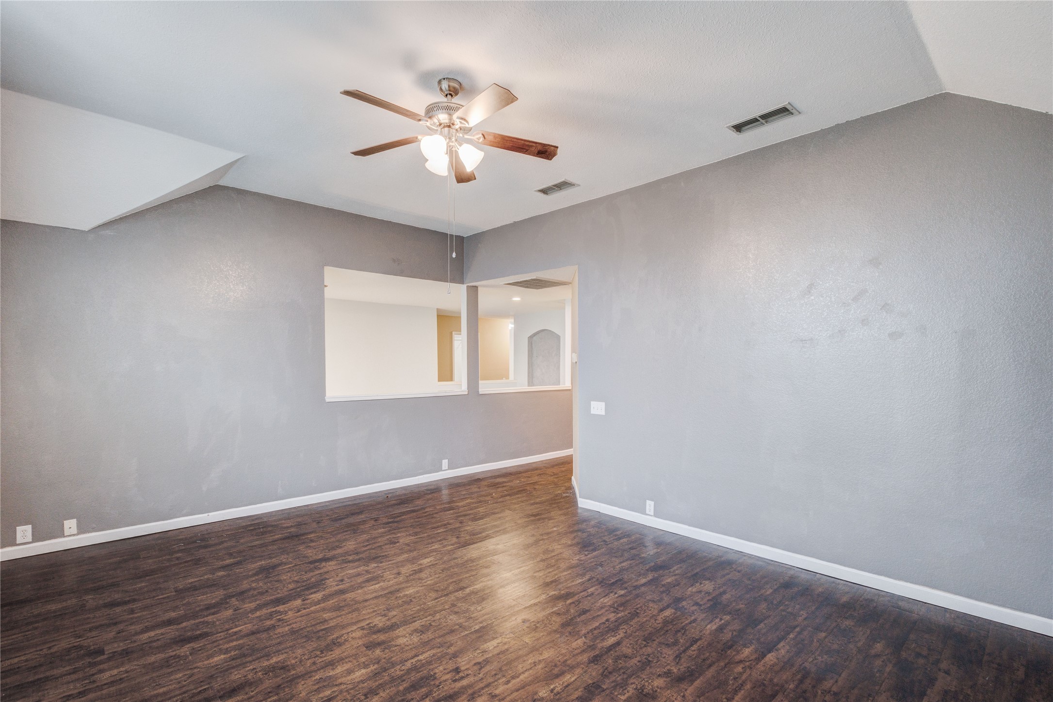 1036 Cottonbelt Drive Saginaw TX 76131