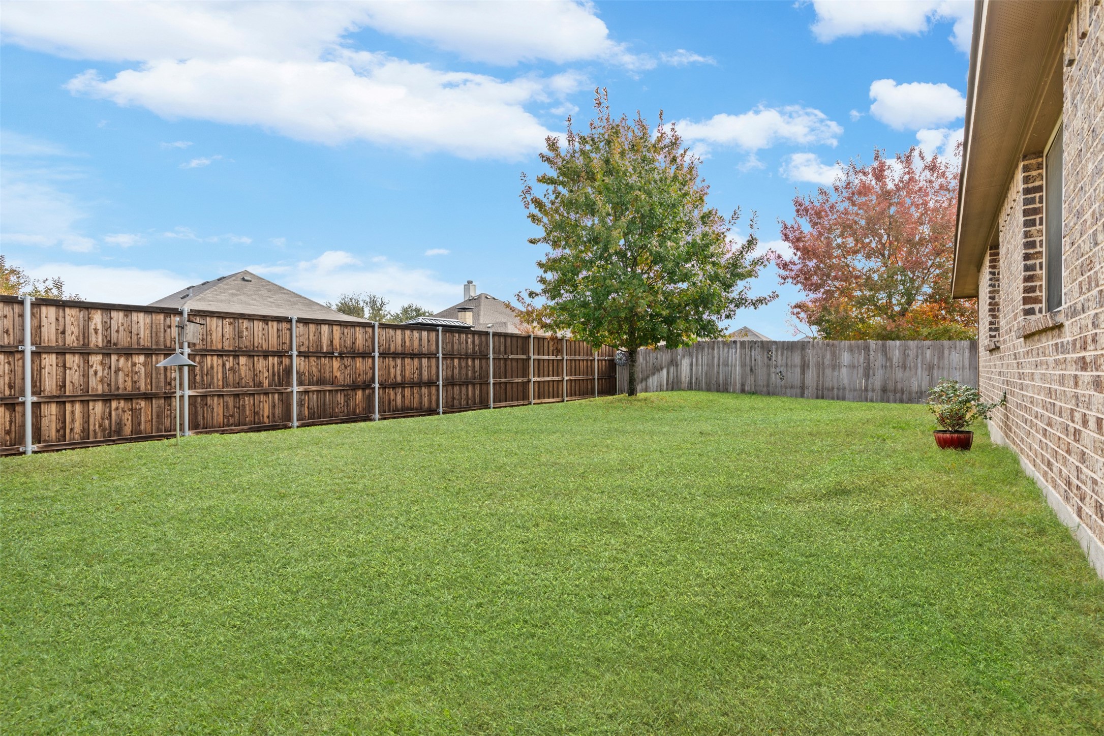8321 Spitfire Trail Aubrey TX 76227