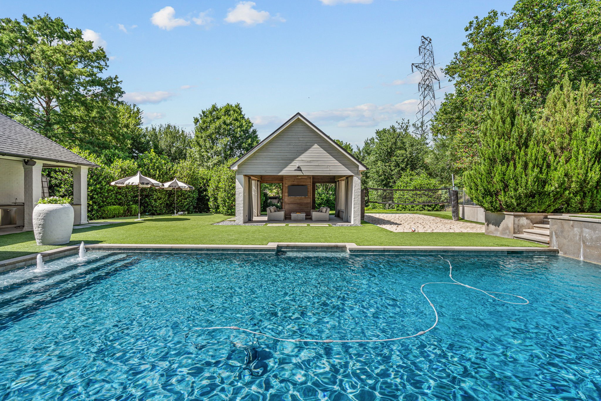 6345 Meadows West Drive Fort Worth TX 76132