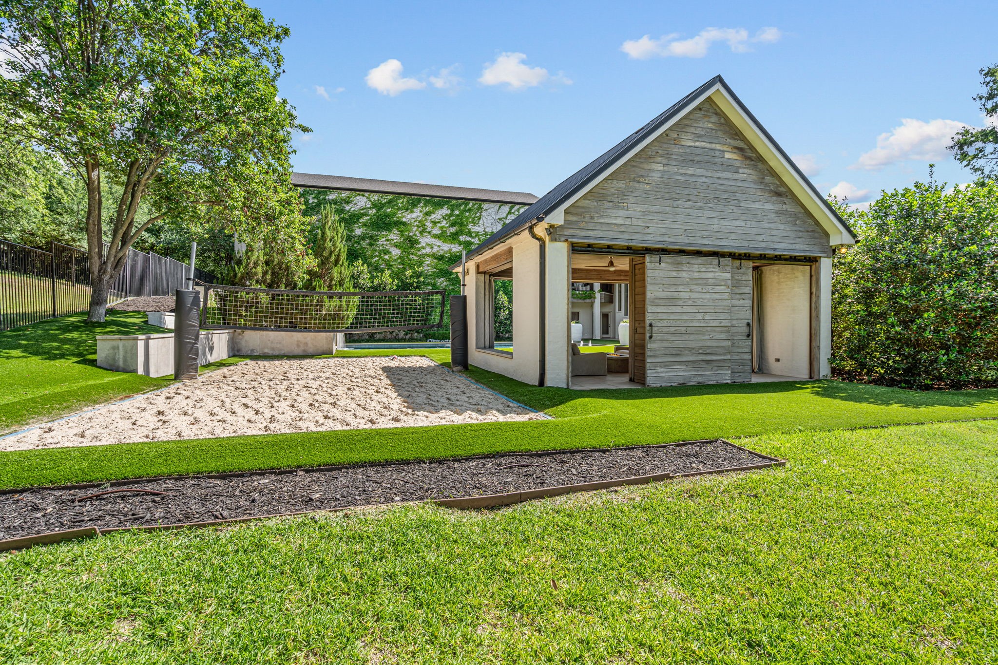 6345 Meadows West Drive Fort Worth TX 76132