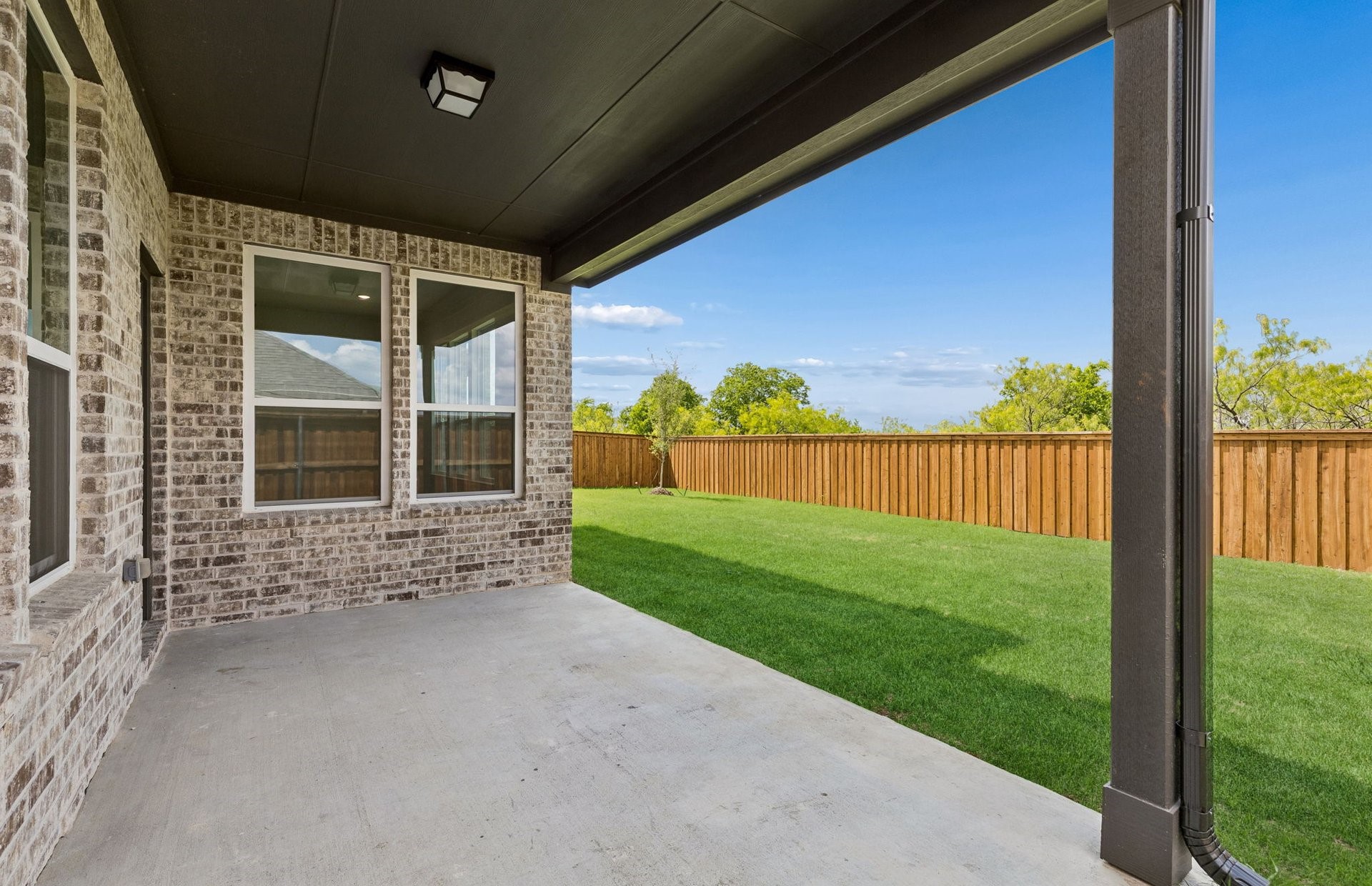 717 Brozgold Avenue Midlothian TX 76065