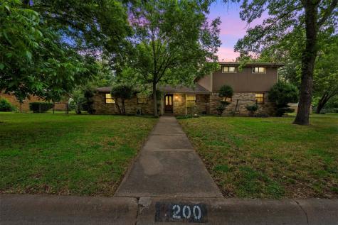 200 NW Jill Ann Drive Burleson TX 76028