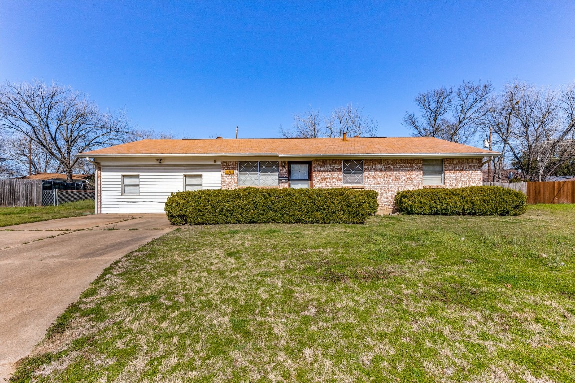 409 Joni Court Burleson TX 76028