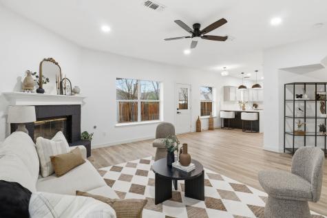 611 Joy Lane Mansfield TX 76063