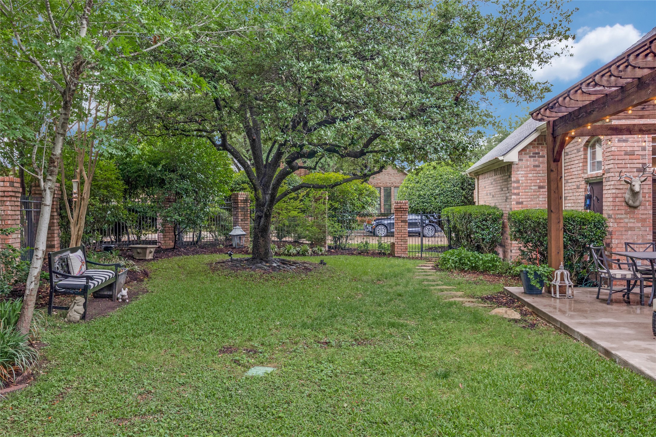 5604 Encore Drive Dallas TX 75240
