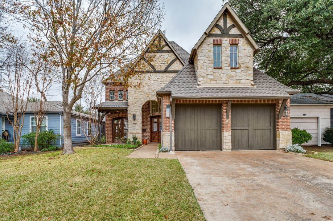 8430 Lakemont Drive Dallas TX 75209