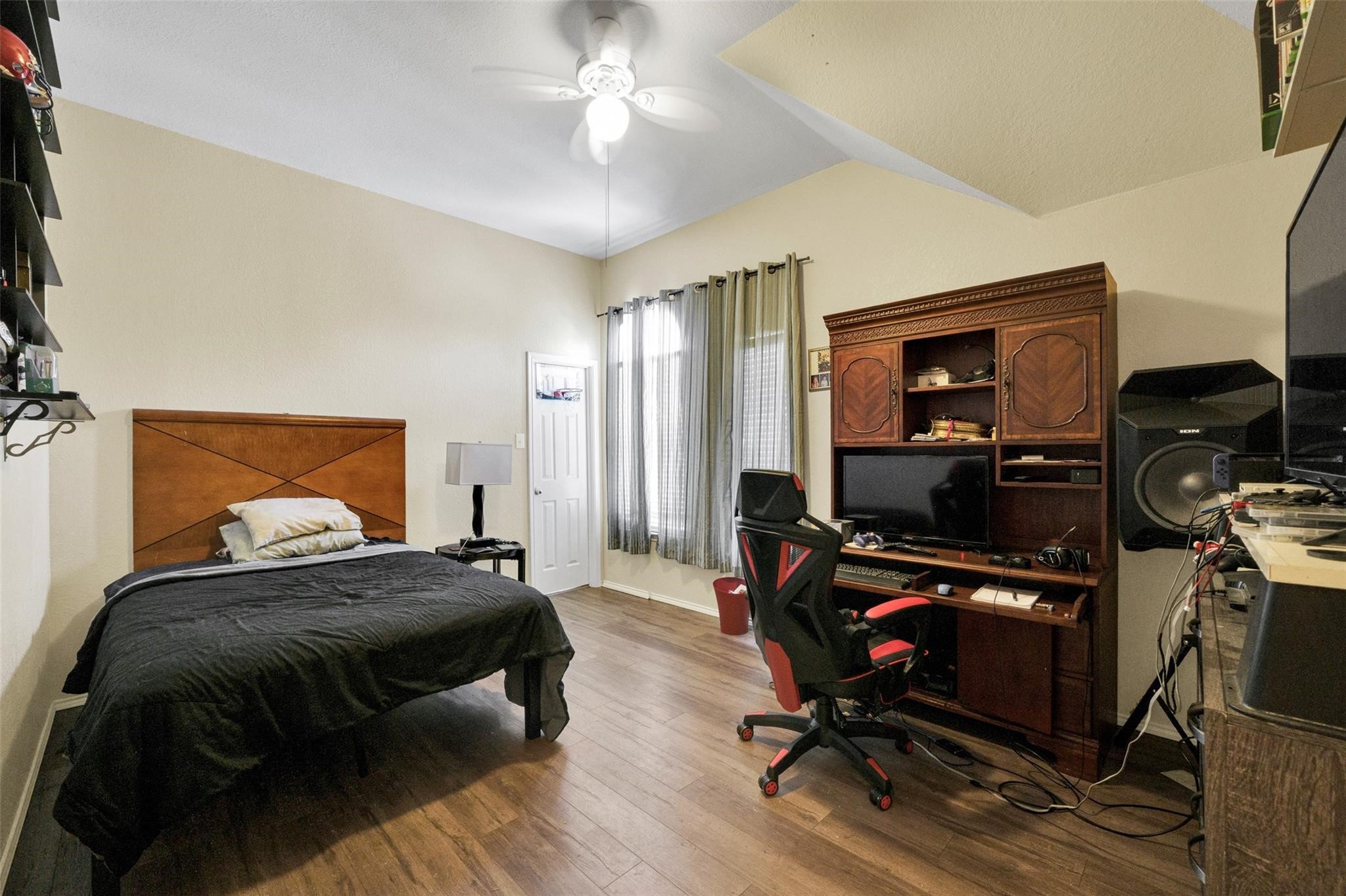 5121 Breeze Hollow Court Fort Worth TX 76179