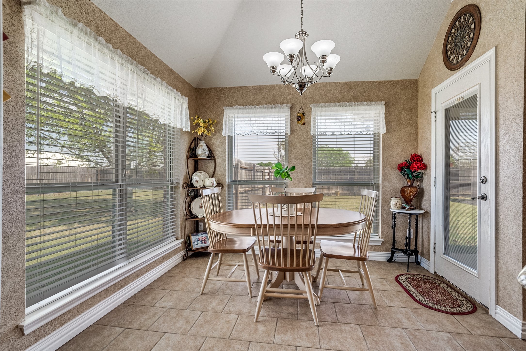 3901 Bonita Court Granbury TX 76049