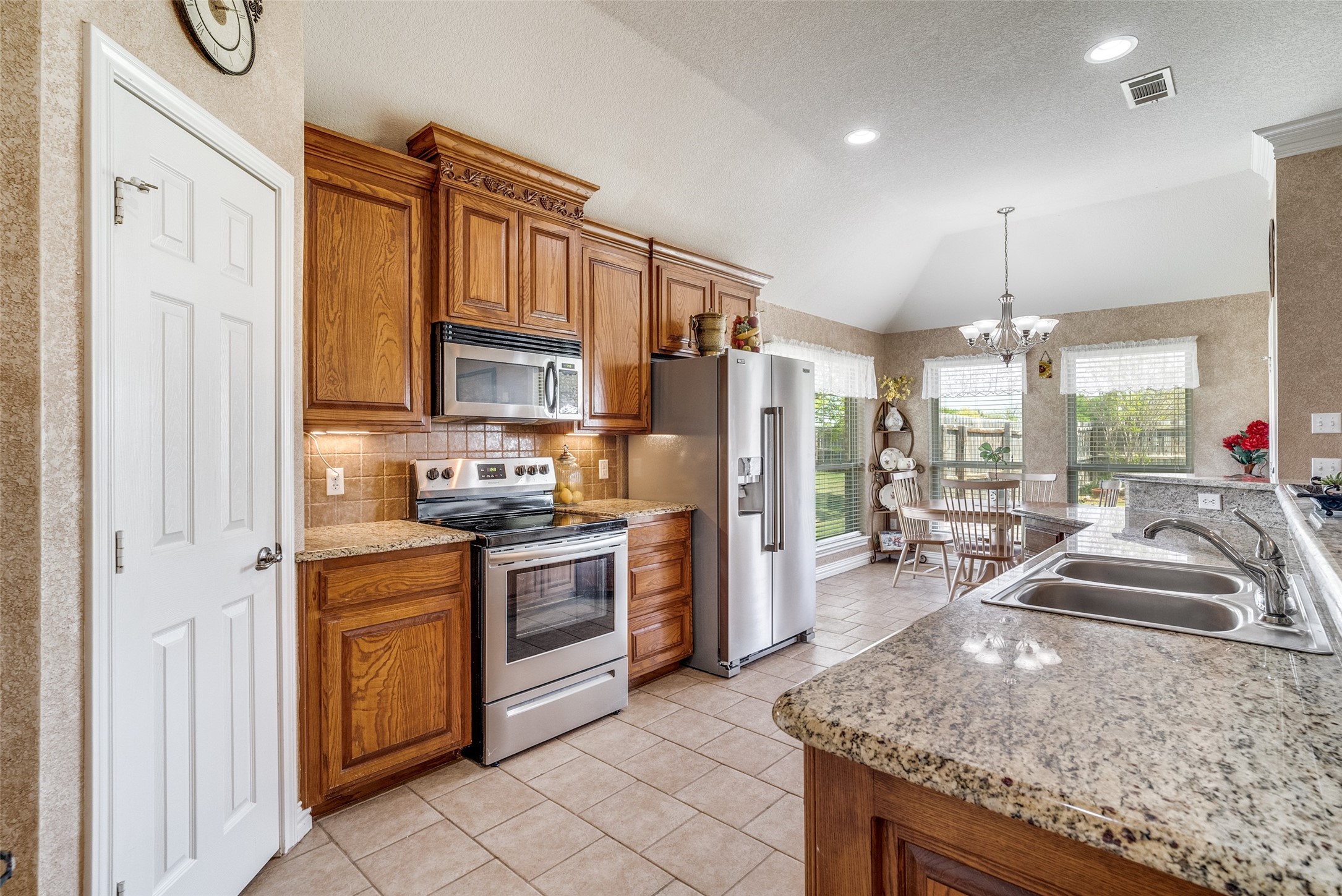3901 Bonita Court Granbury TX 76049