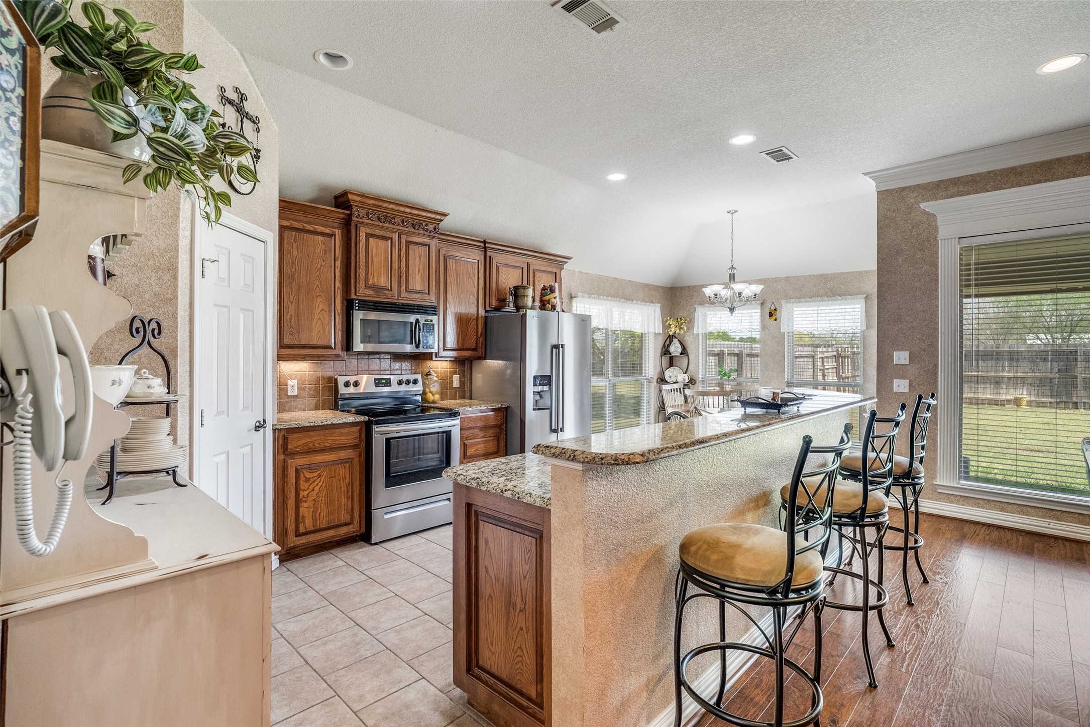 3901 Bonita Court Granbury TX 76049