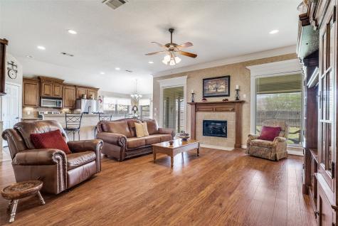 3901 Bonita Court Granbury TX 76049