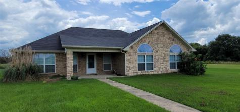 1000 Morgan Lane Blossom TX 75416
