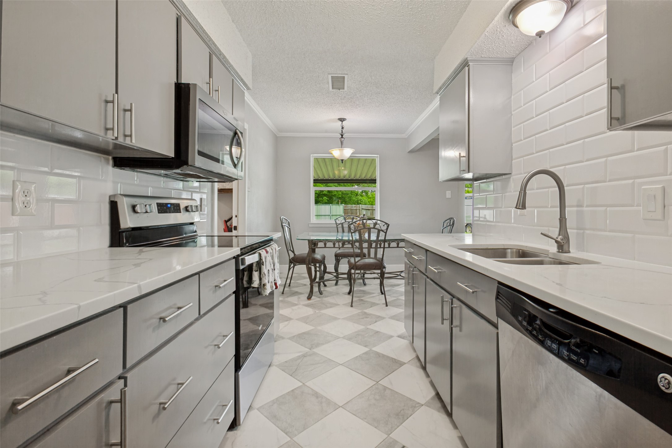 1417 Morrison Drive Garland TX 75040