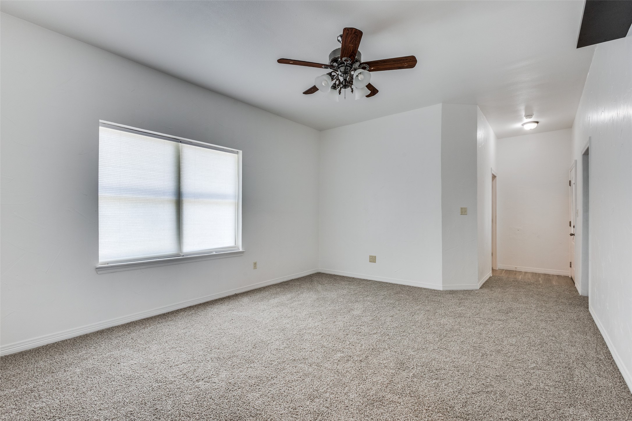618 E Woodard Street Denison TX 75021