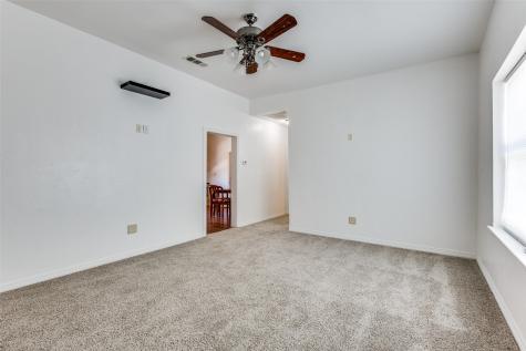 618 E Woodard Street Denison TX 75021