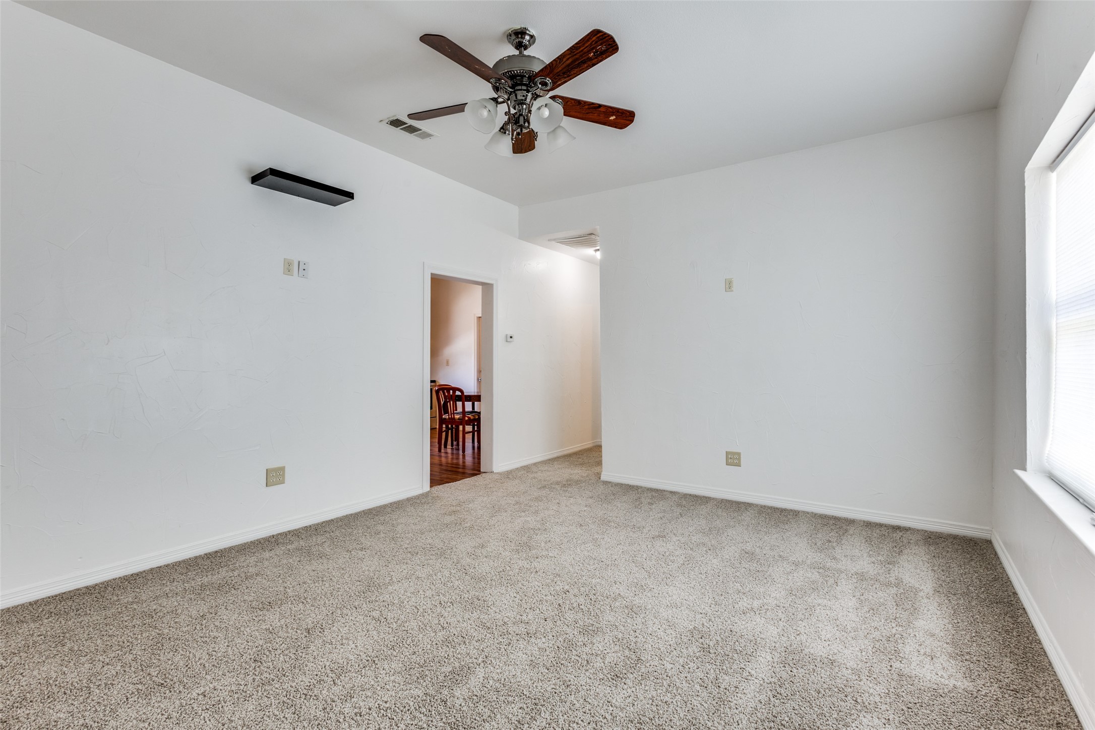 618 E Woodard Street Denison TX 75021