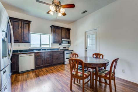 618 E Woodard Street Denison TX 75021