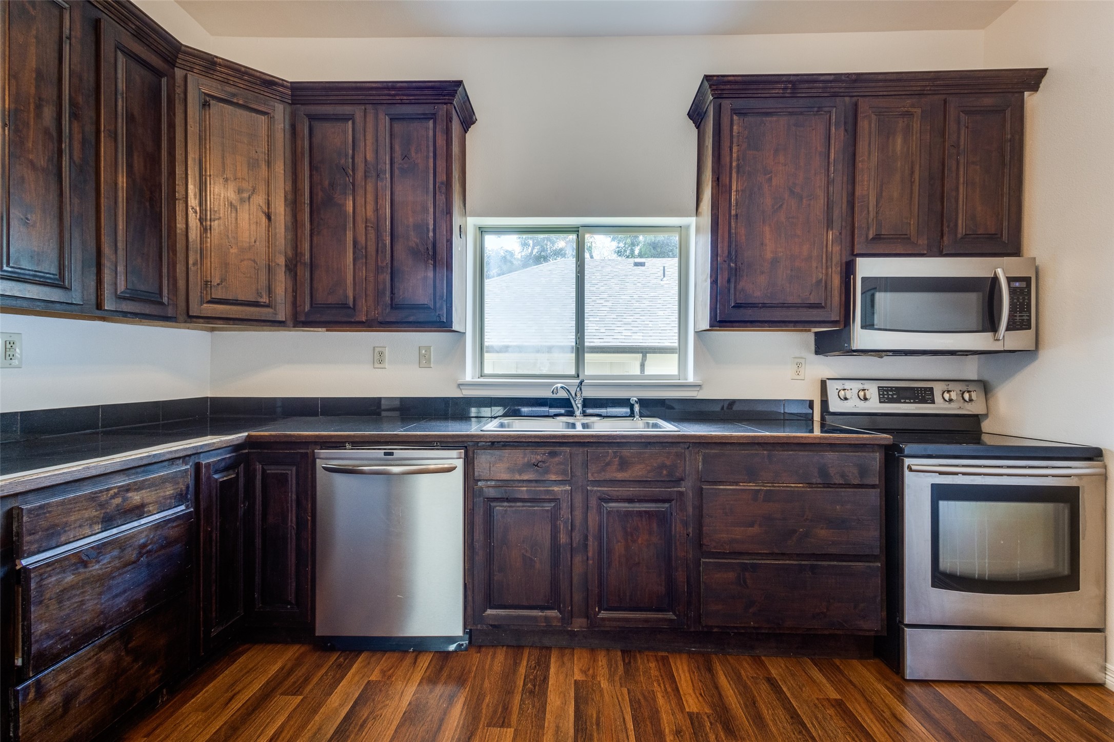 618 E Woodard Street Denison TX 75021