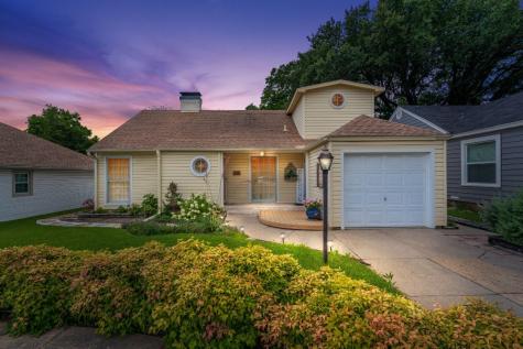 5910 E Mockingbird Lane Dallas TX 75206