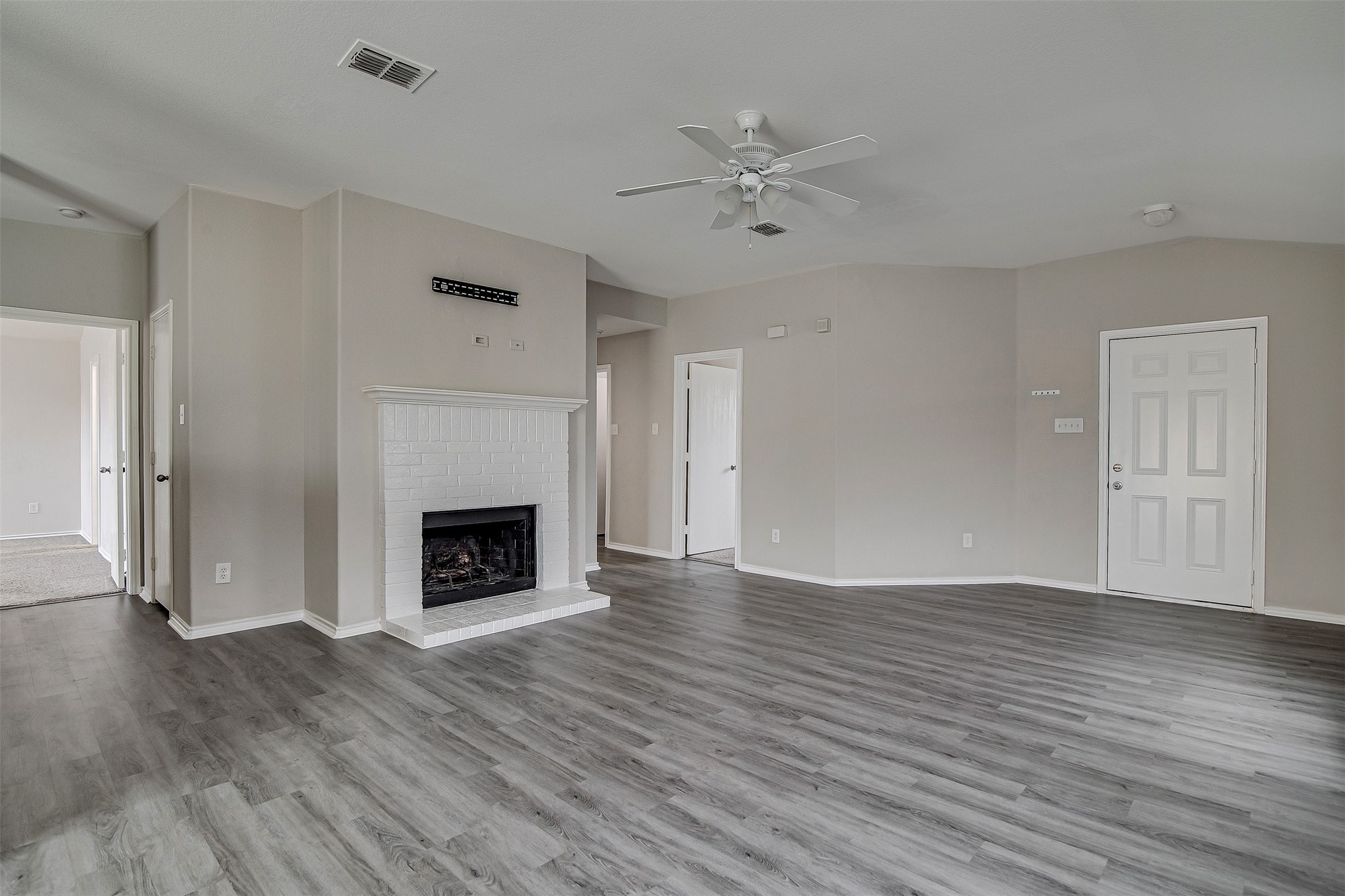 596 Creekbend Street Crowley TX 76036