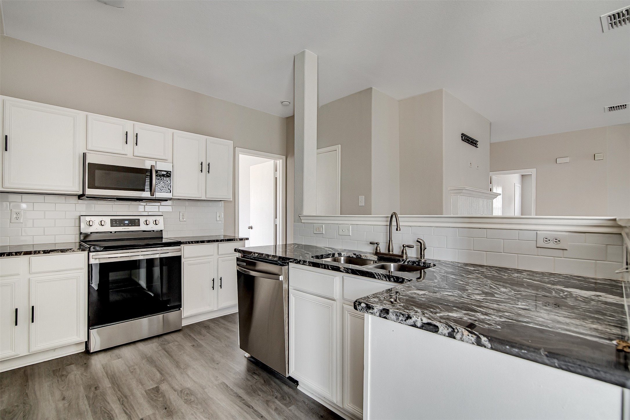 596 Creekbend Street Crowley TX 76036
