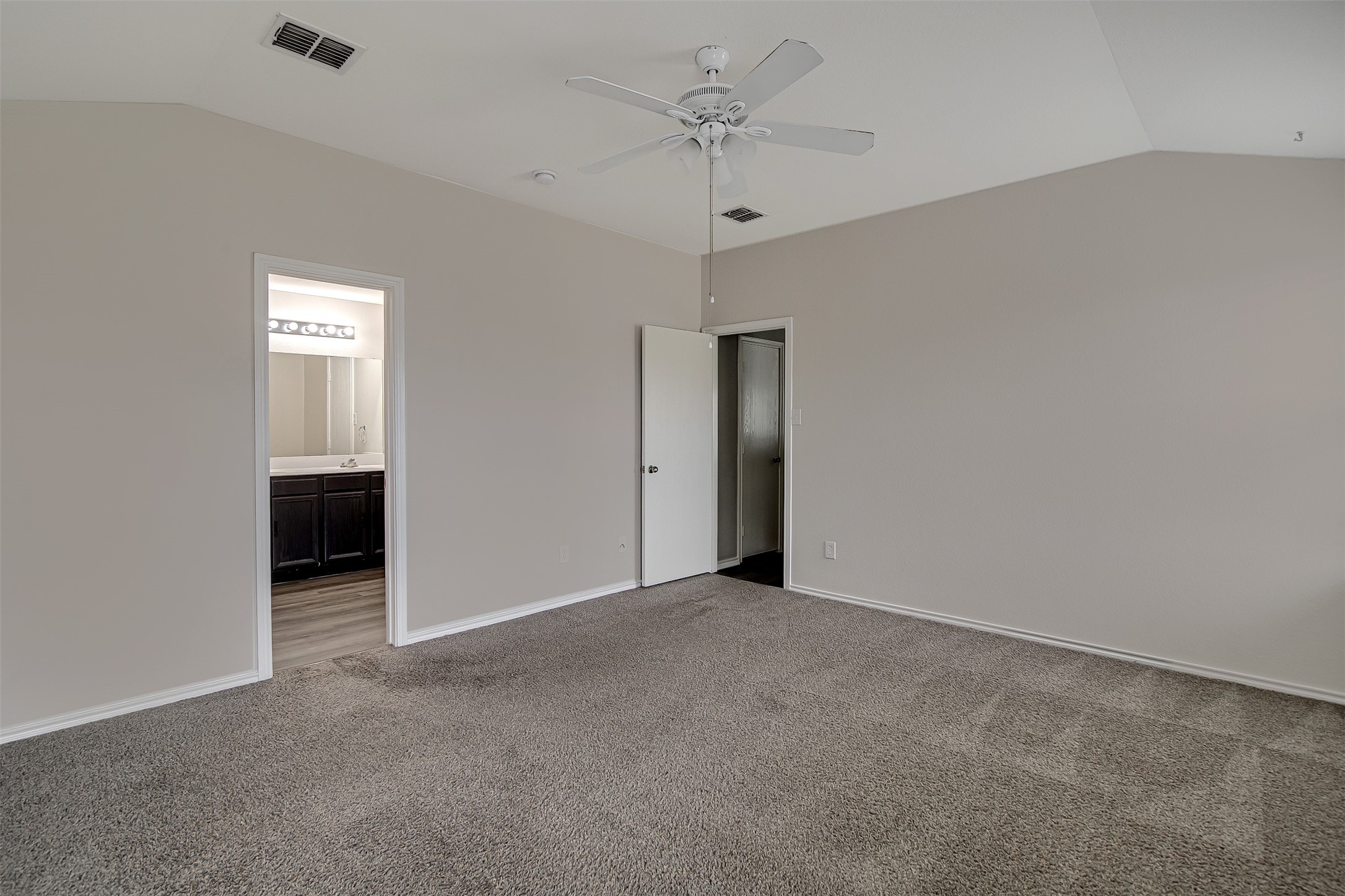 596 Creekbend Street Crowley TX 76036